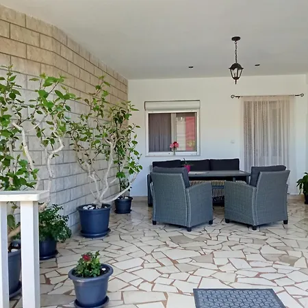 Kapetanova Kci Apartment